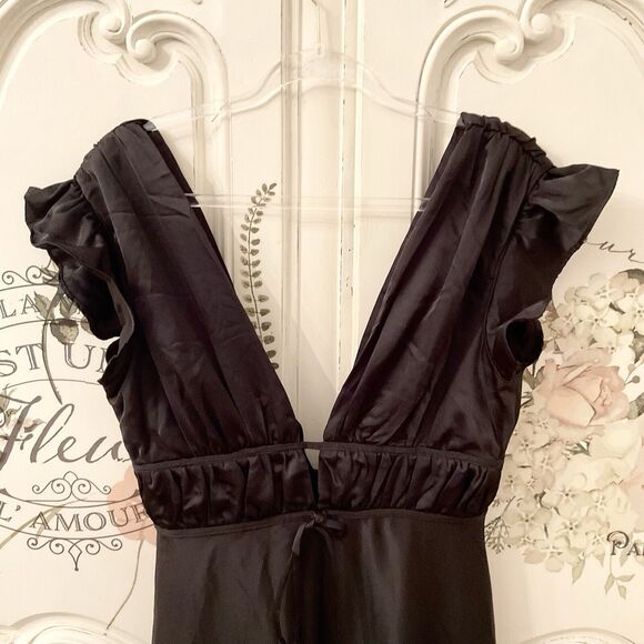 NWOT Lulus I'm All Yours Black Ruffled Maxi Dress, Size M - Picture 4 of 16